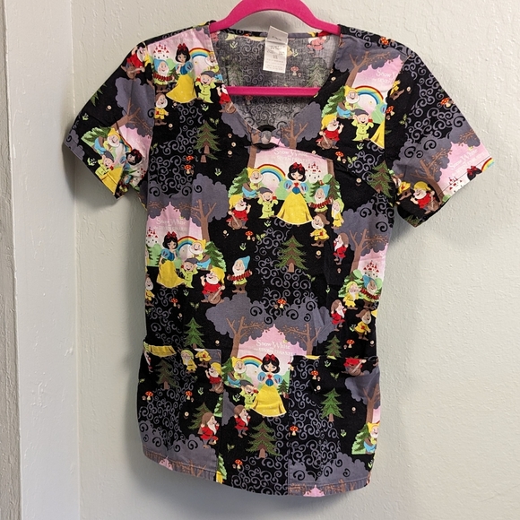 Tokidoki, Disney Scrubs - Set of 5 - Size XS and XXS - Picture 3 of 6